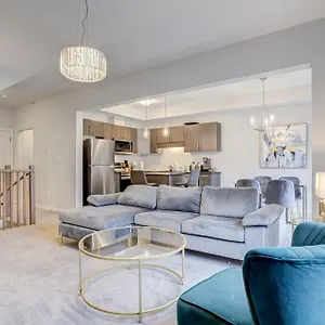 Luxury Living At The Falls - 4 Bed House Holiday home