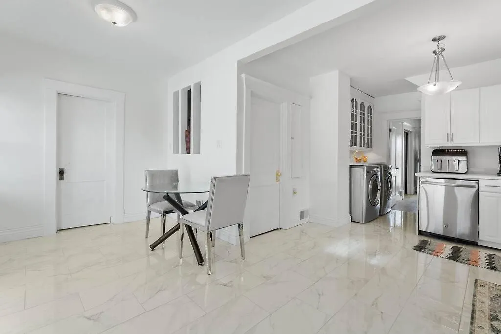 Holiday home Beautiful Renovated Oasis Villa Niagara Falls